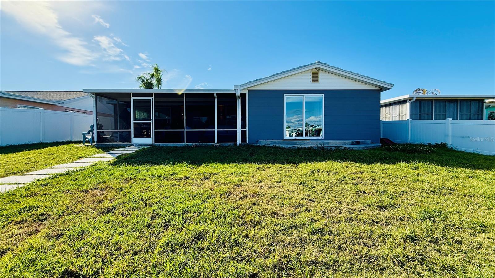 Image 30 of 36 For 4926 Blue Heron Drive