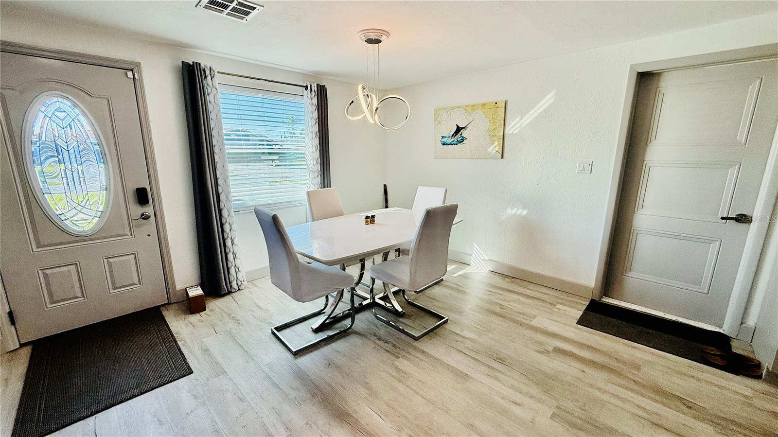 Image 6 of 36 For 4926 Blue Heron Drive