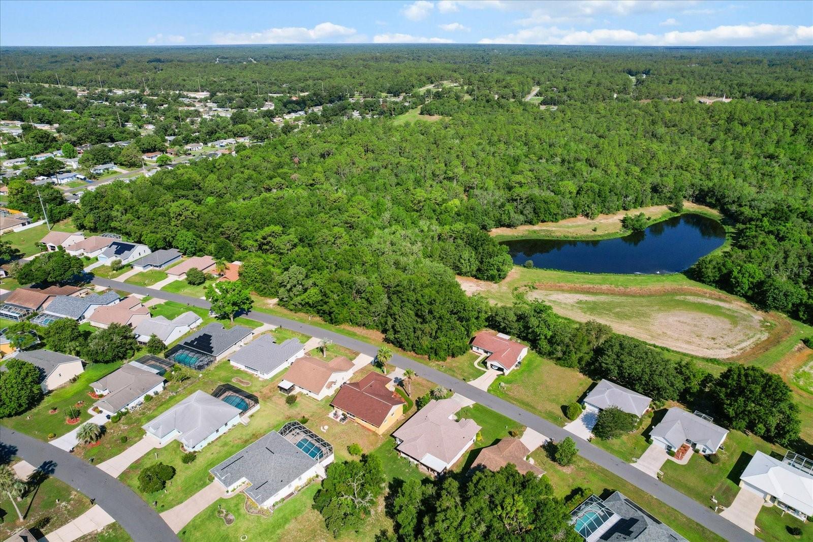 Image 6 of 9 For 911 Colbert Court