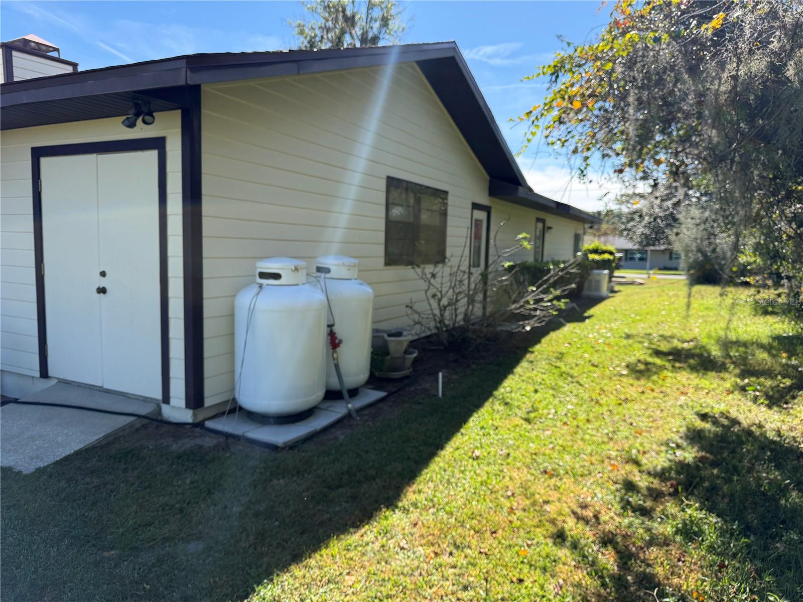 Image 14 of 57 For 5544 Fairway Drive