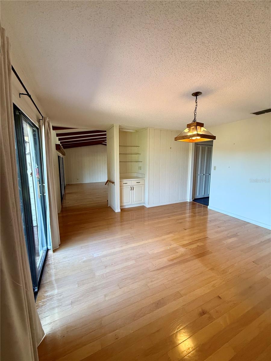 Image 29 of 57 For 5544 Fairway Drive