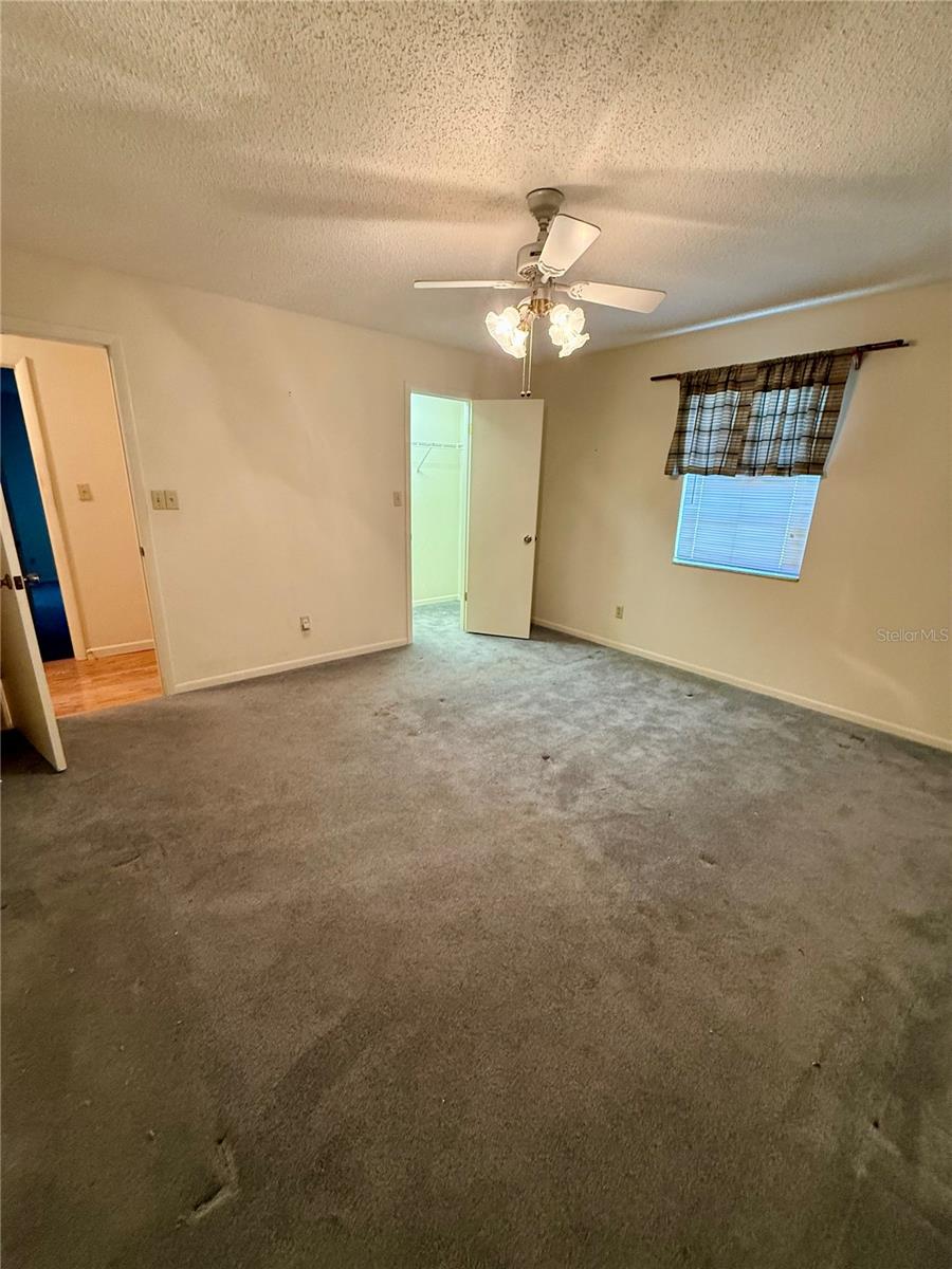 Image 37 of 57 For 5544 Fairway Drive