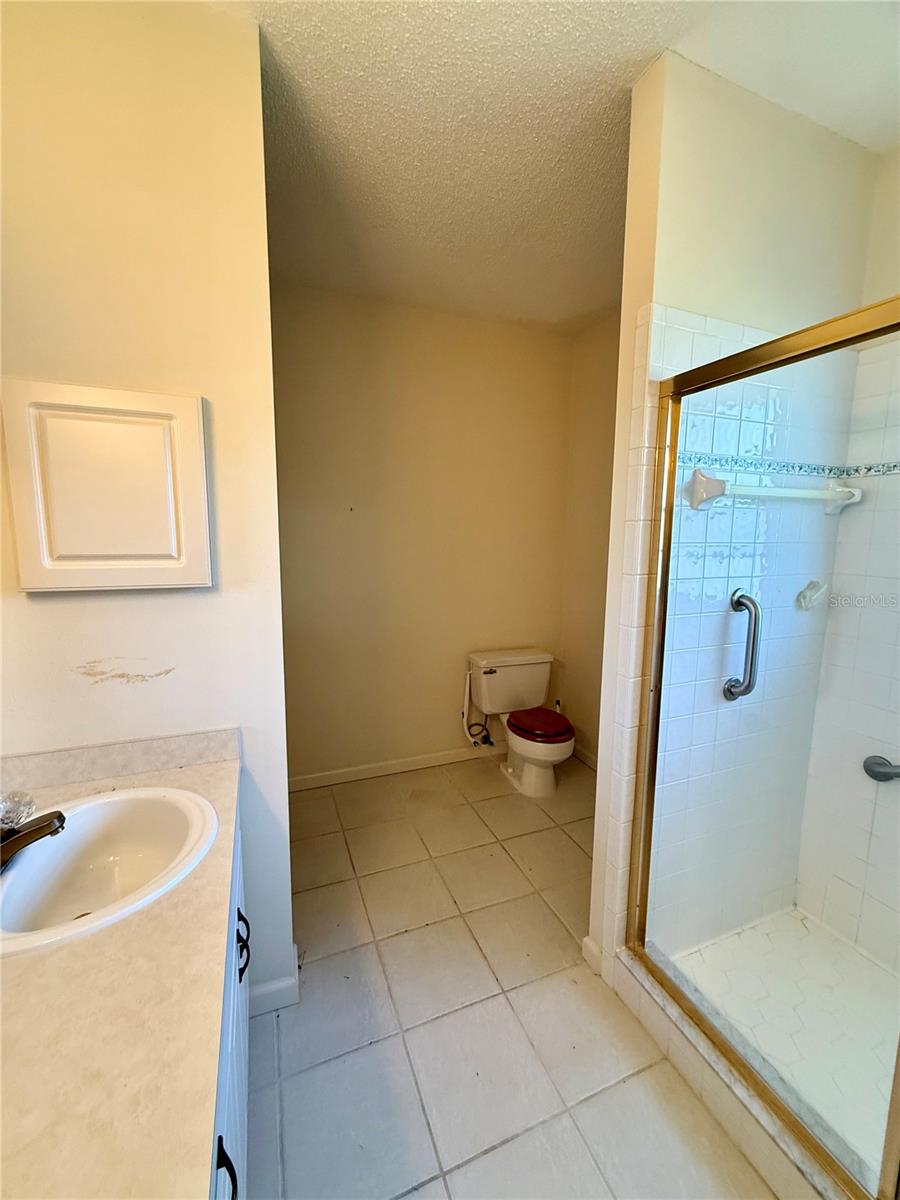 Image 40 of 57 For 5544 Fairway Drive