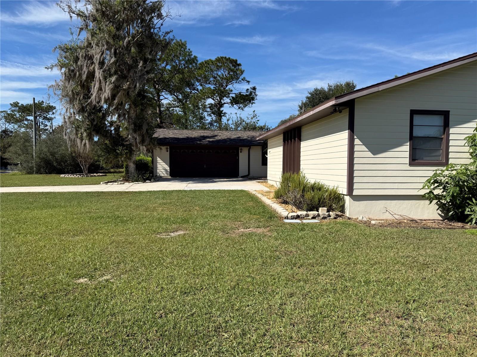 Image 8 of 57 For 5544 Fairway Drive