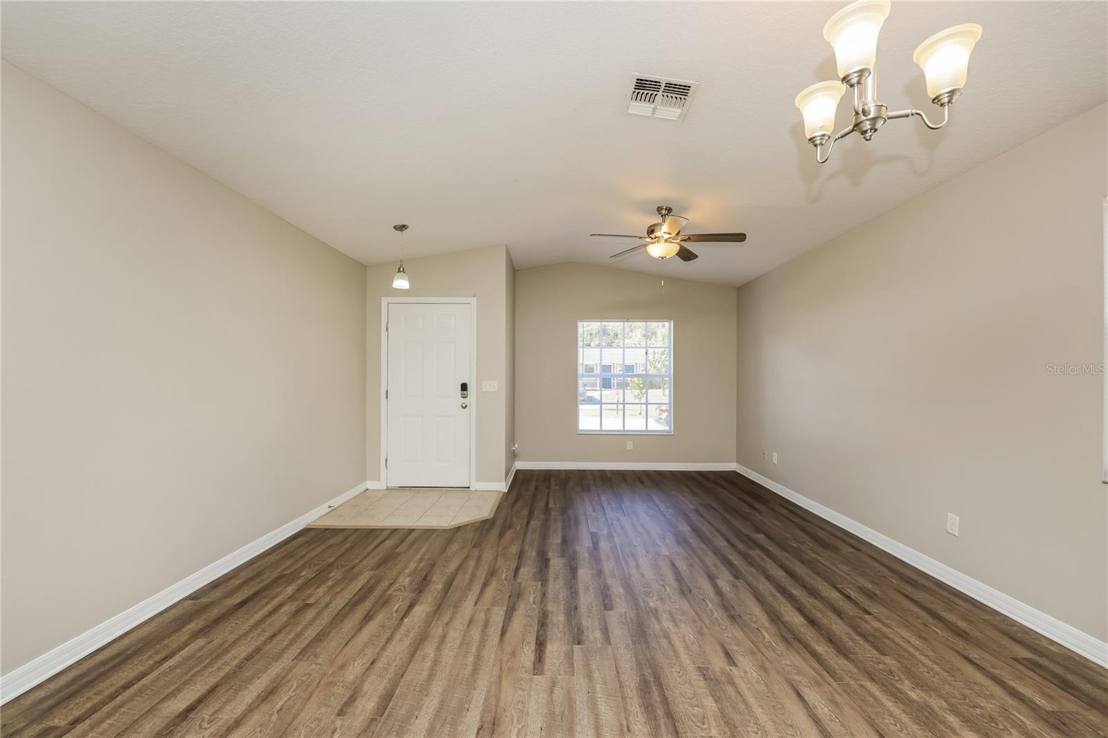 Image 3 of 15 For 11100 Bounty Street