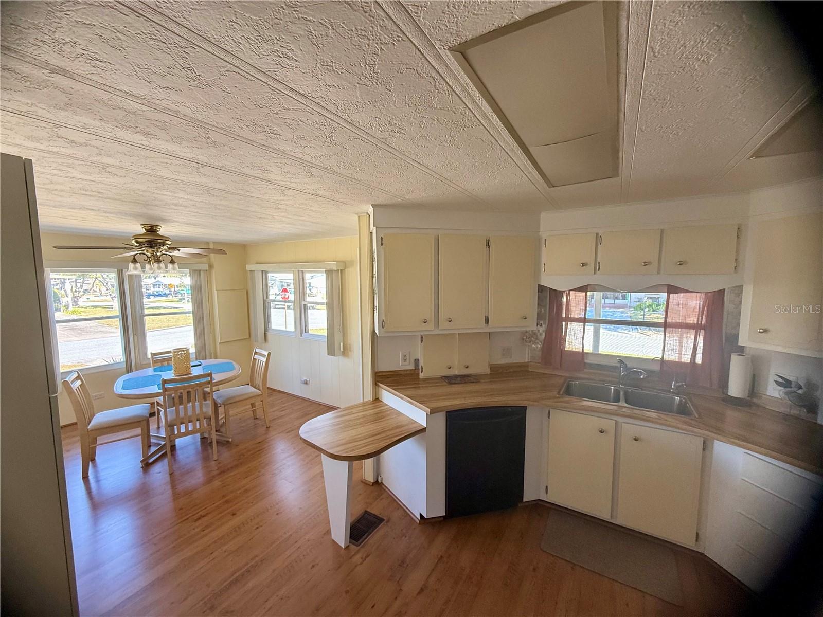 Image 15 of 44 For 14386 Starcross Street