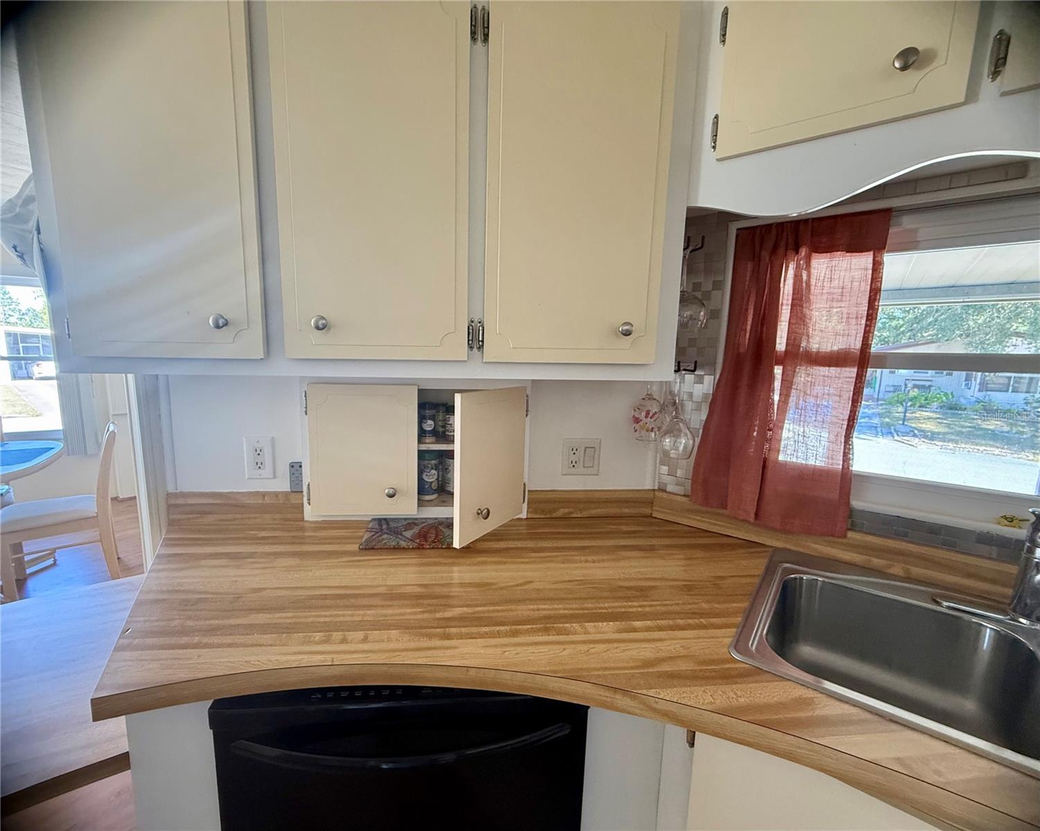 Image 17 of 44 For 14386 Starcross Street