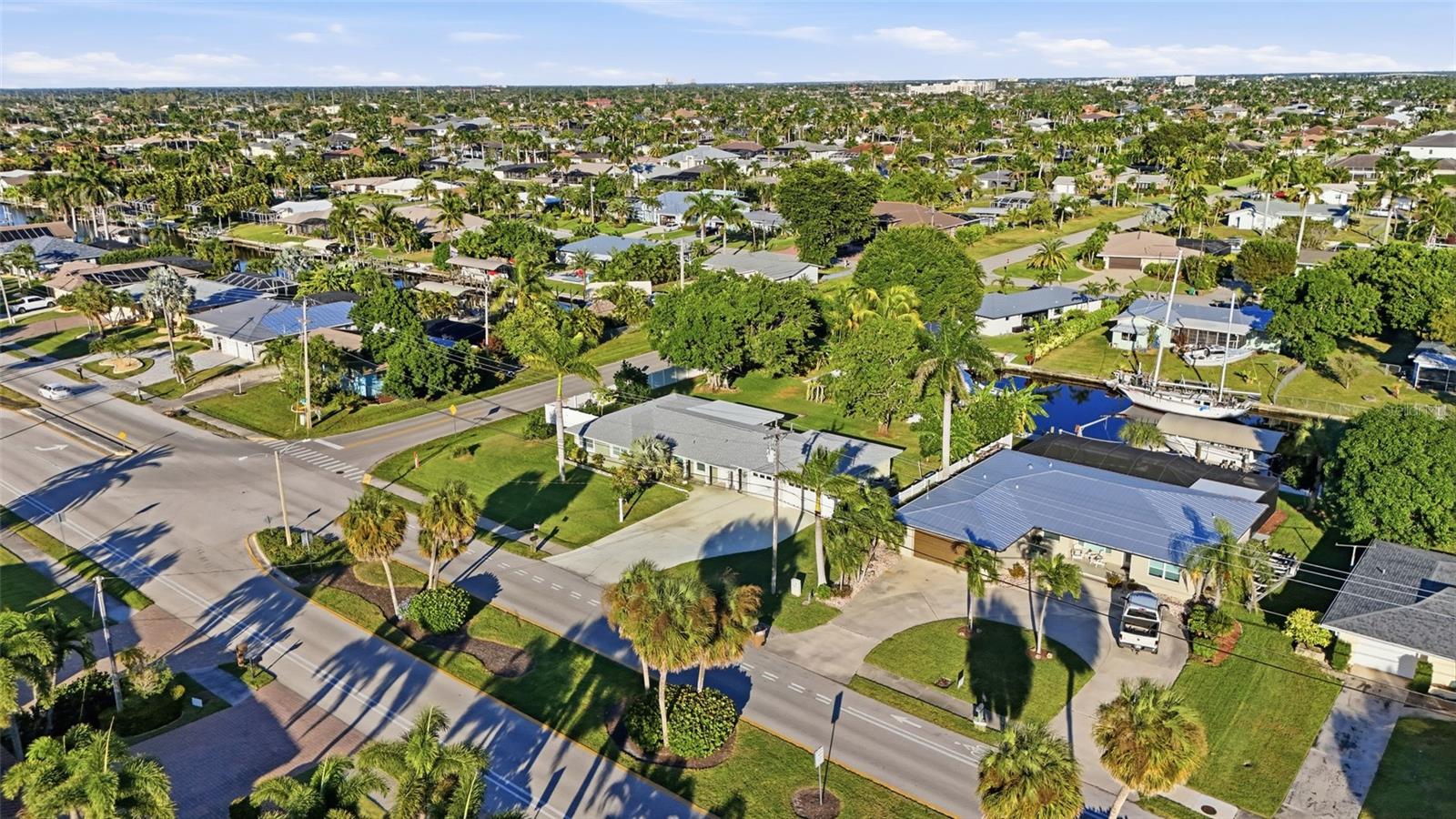 Image 11 of 24 For 5229 Pelican Boulevard