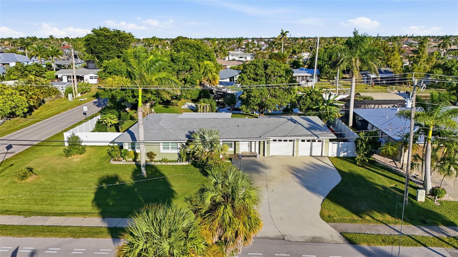 Image 6 of 24 For 5229 Pelican Boulevard