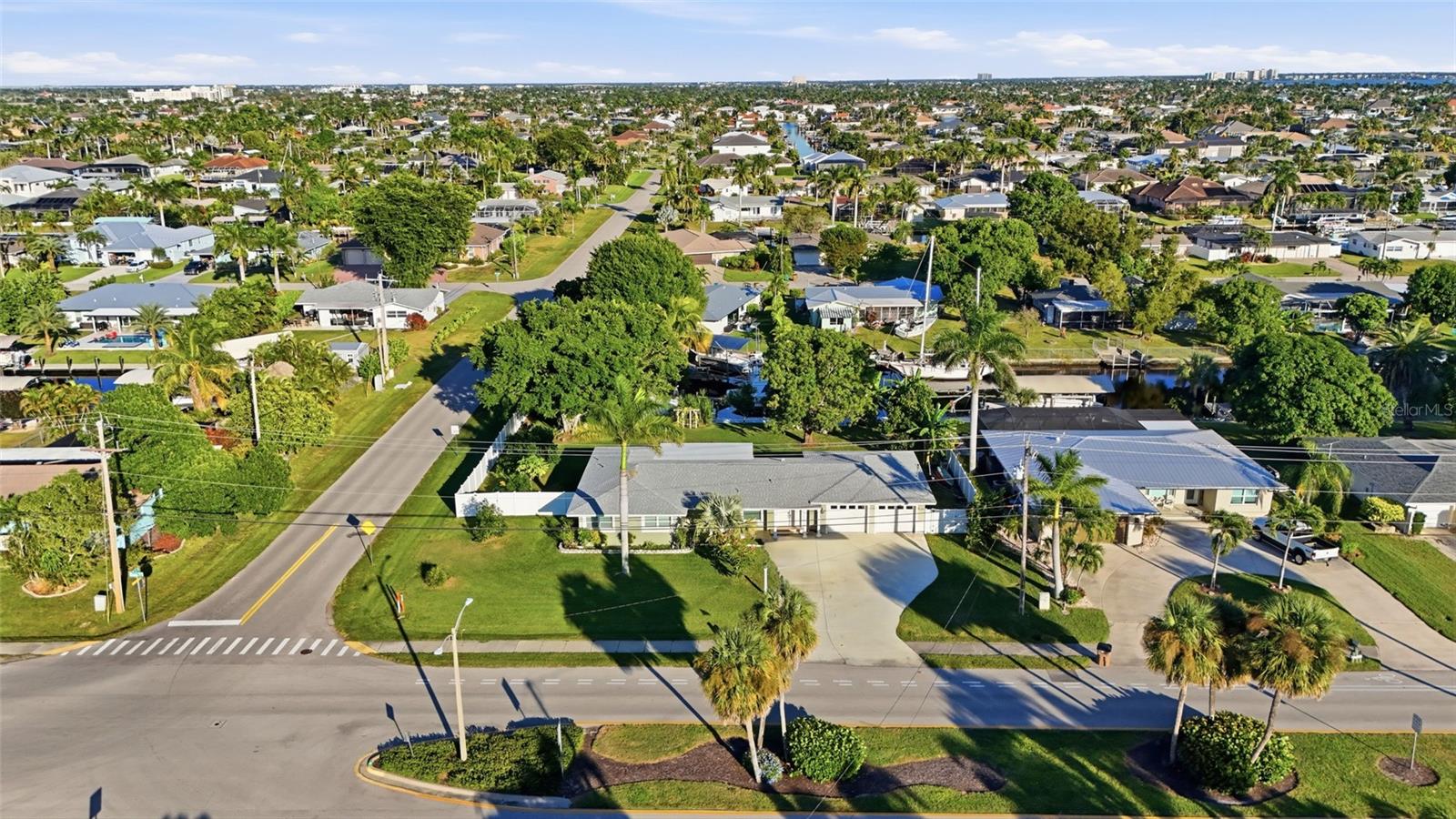 Image 9 of 24 For 5229 Pelican Boulevard