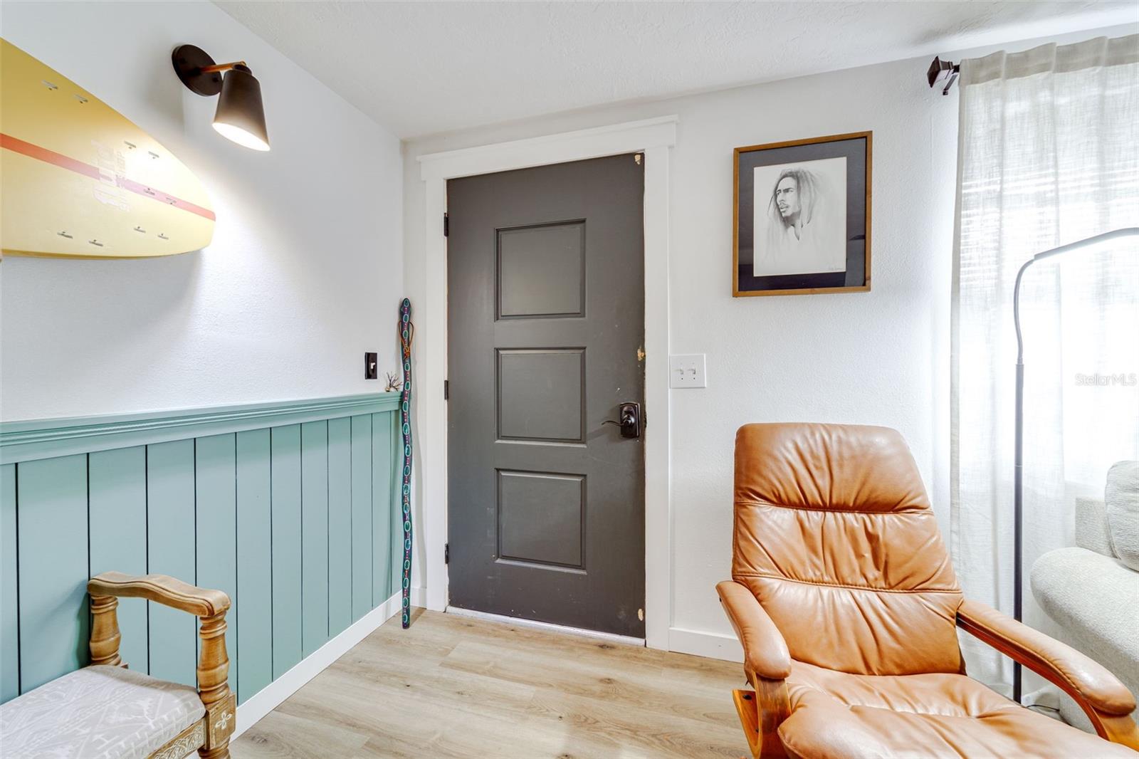 Image 20 of 34 For 12615 Capitol Drive