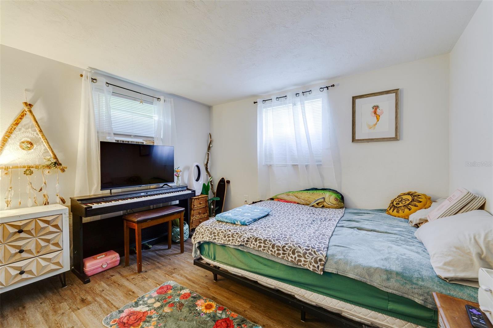 Image 31 of 34 For 12615 Capitol Drive