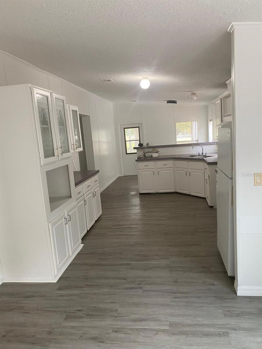 Image 11 of 12 For 4042 Court Street