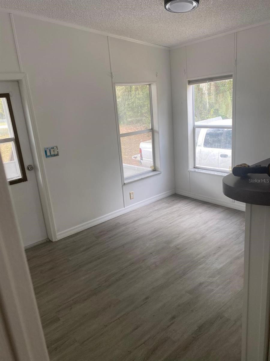 Image 4 of 12 For 4042 Court Street