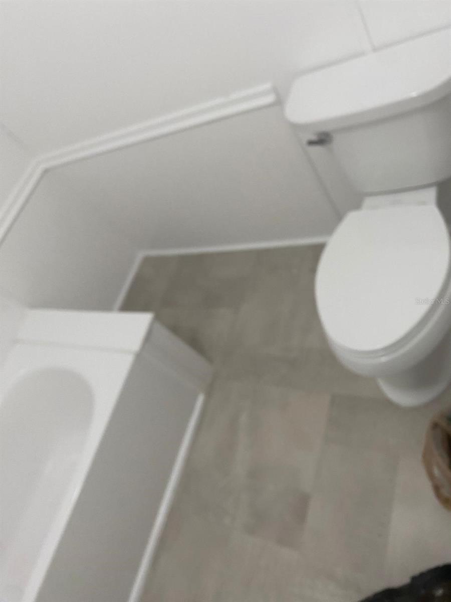 Image 9 of 12 For 4042 Court Street