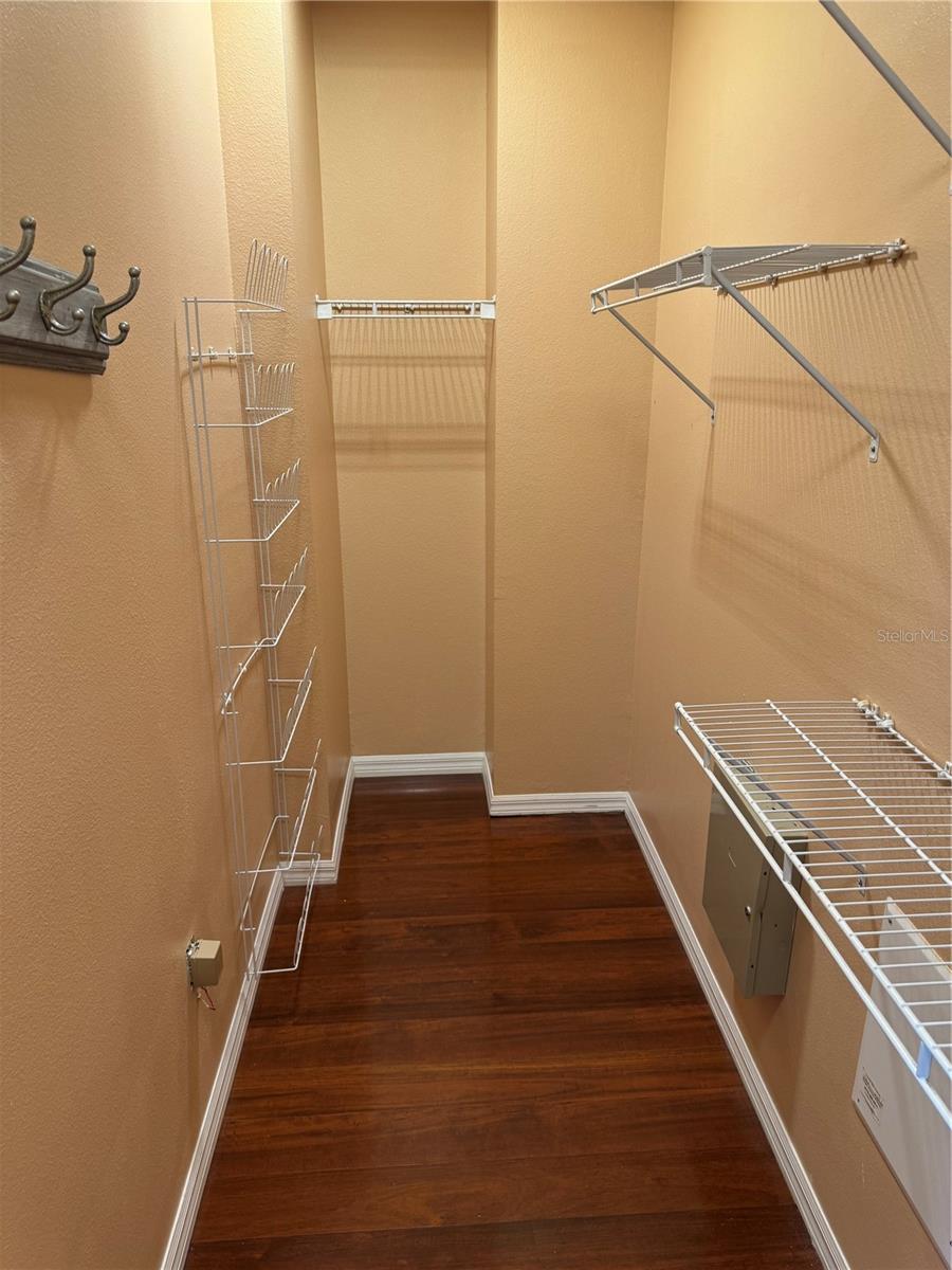 Image 13 of 25 For 3133 Bayshore Oaks Drive