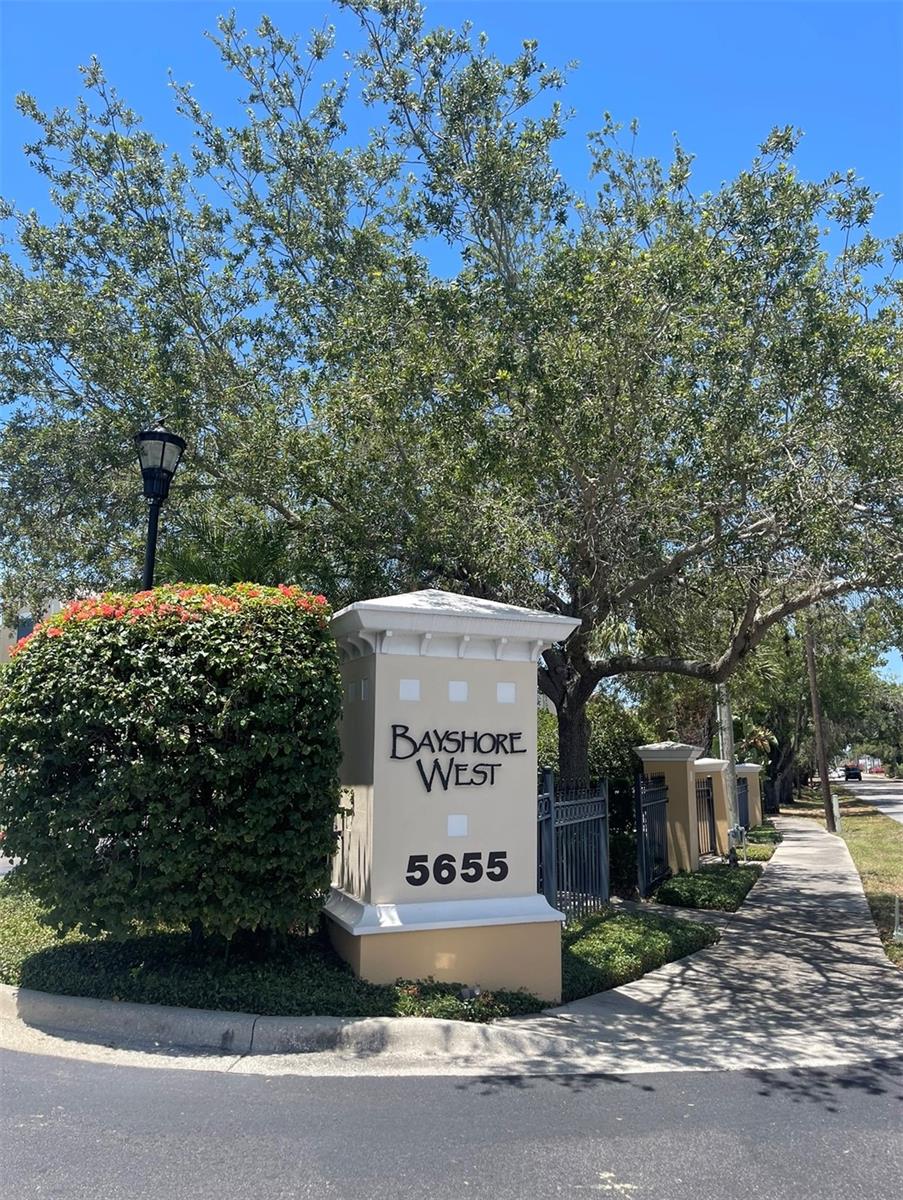 Image 2 of 25 For 3133 Bayshore Oaks Drive