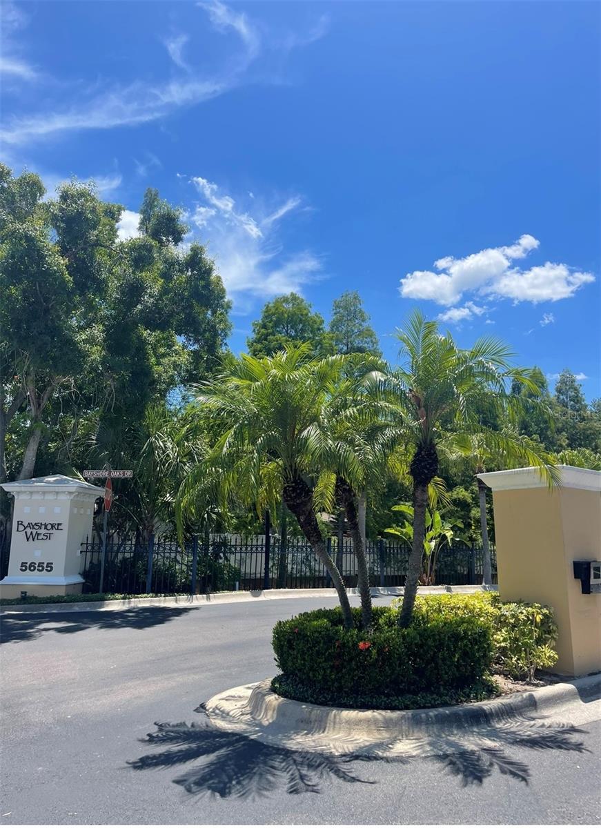 Image 3 of 25 For 3133 Bayshore Oaks Drive