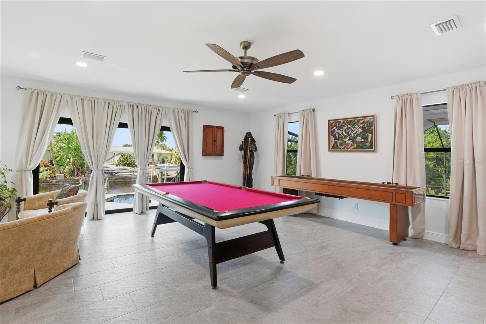 Image 32 of 50 For 5314 Darby Court