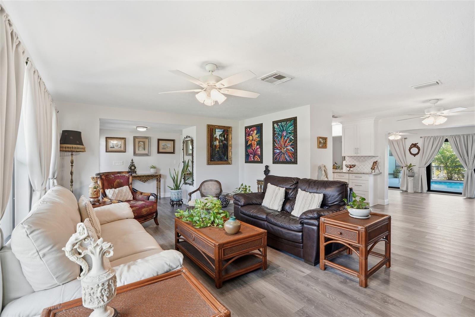 Image 9 of 50 For 5314 Darby Court