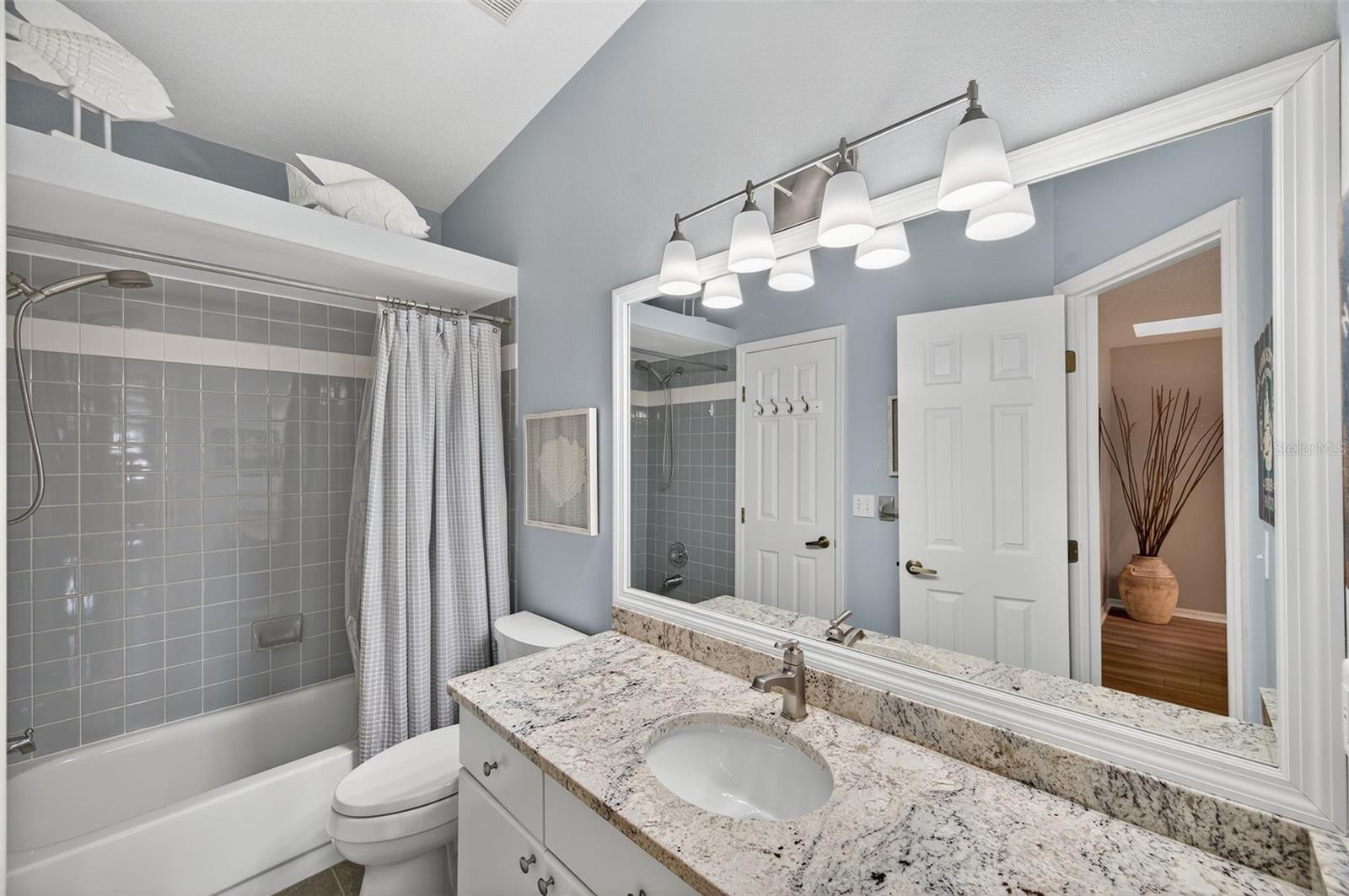 Image 19 of 45 For 669 Garland Circle