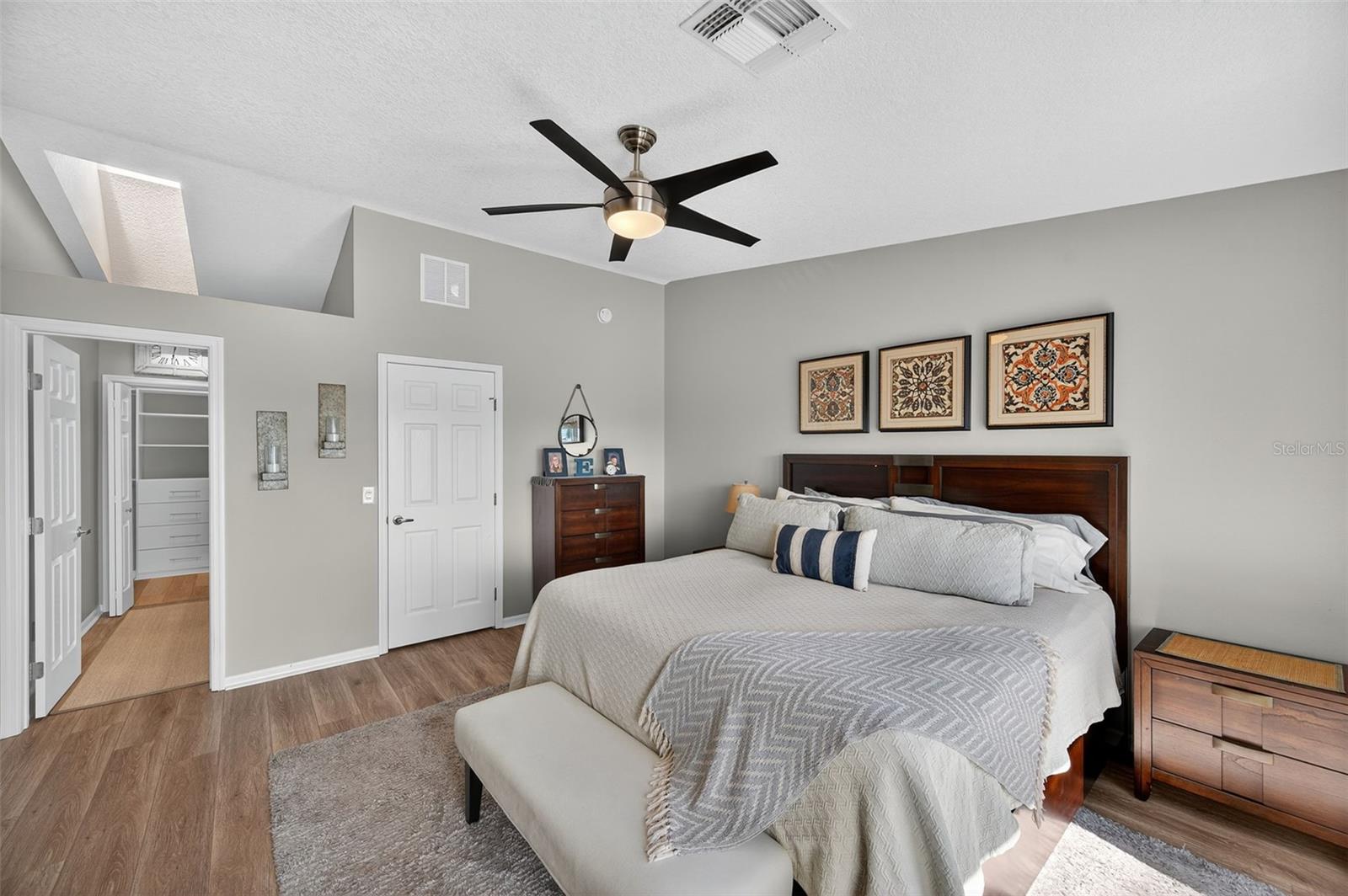 Image 24 of 45 For 669 Garland Circle