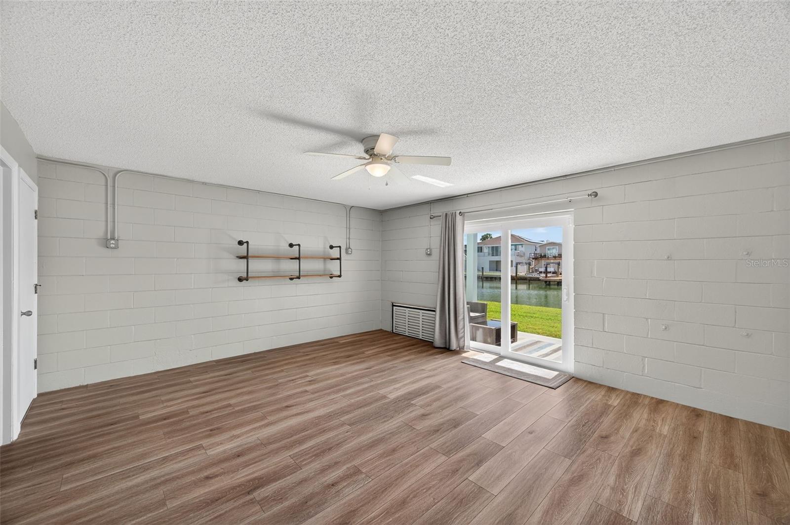 Image 30 of 45 For 669 Garland Circle