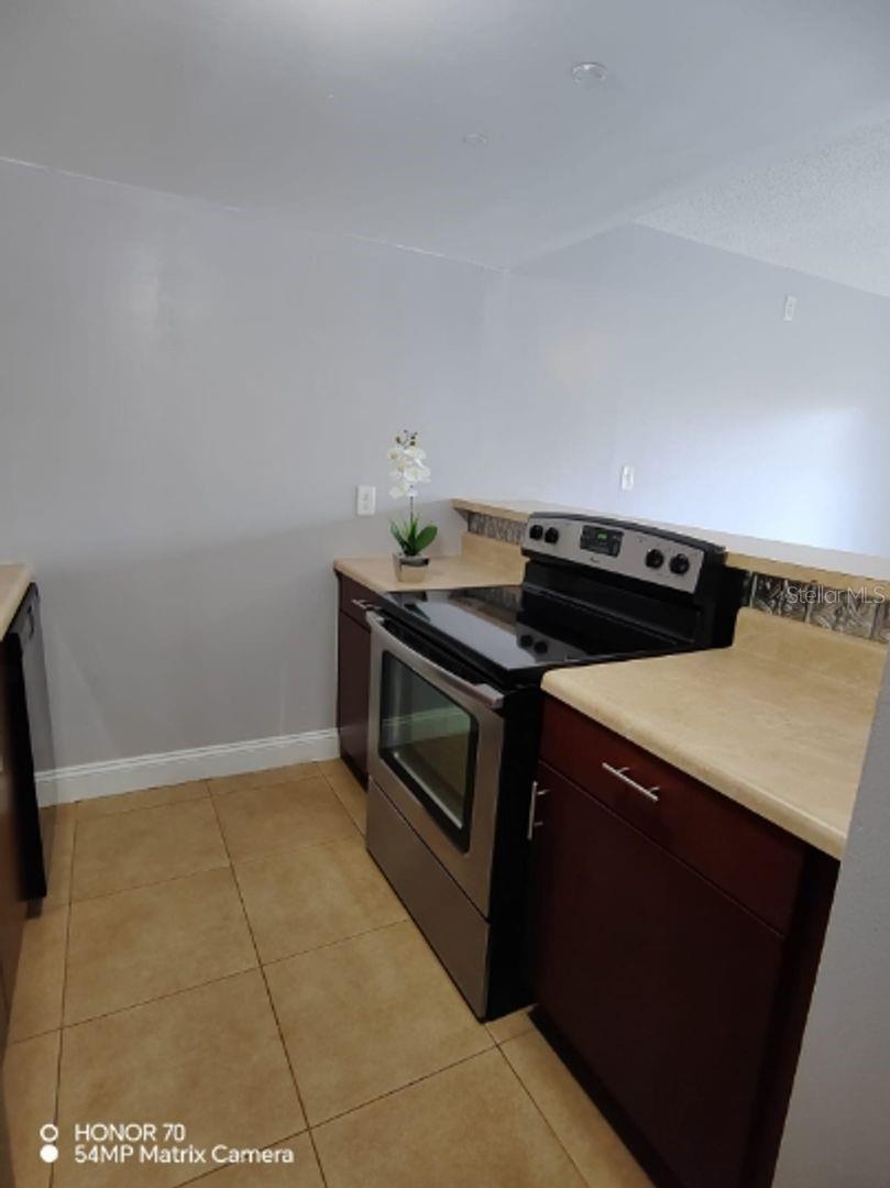 Image 6 of 16 For 5820 Church Avenue 413