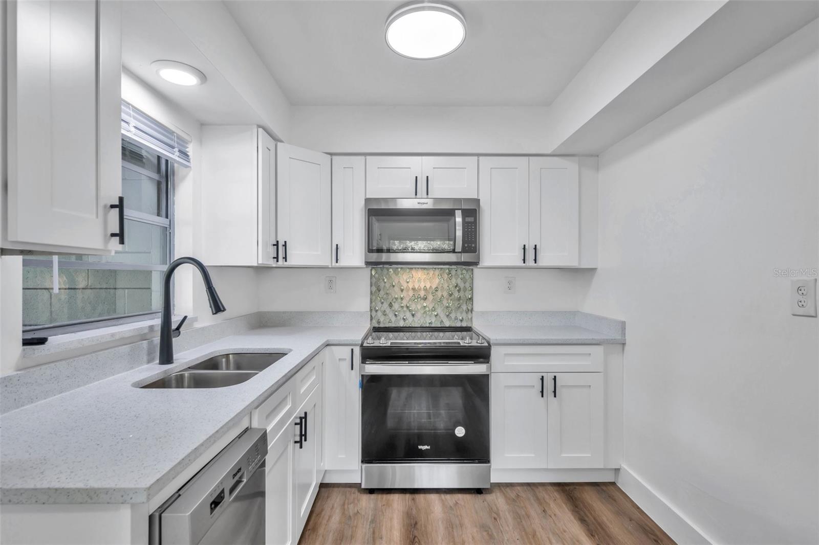 Image 14 of 32 For 304 Idlewild Avenue