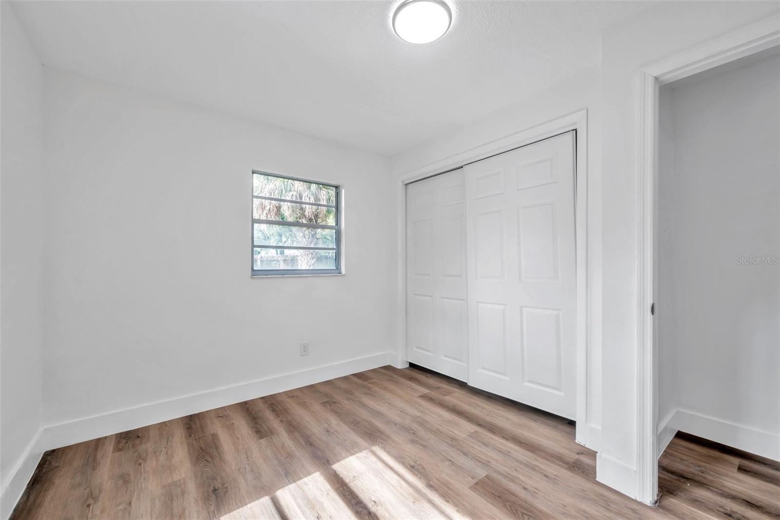 Image 27 of 32 For 304 Idlewild Avenue