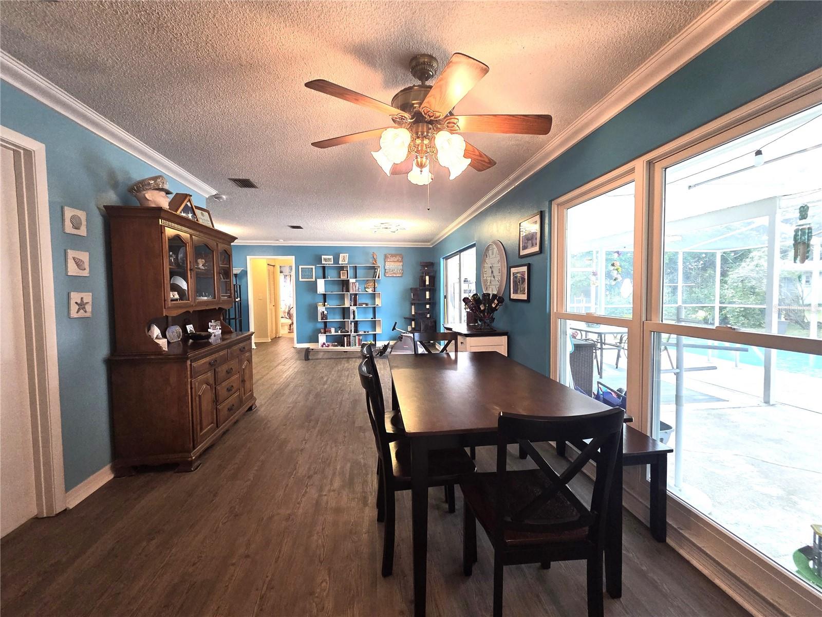 Listing photo id 5 for 4059 Ligonier Road