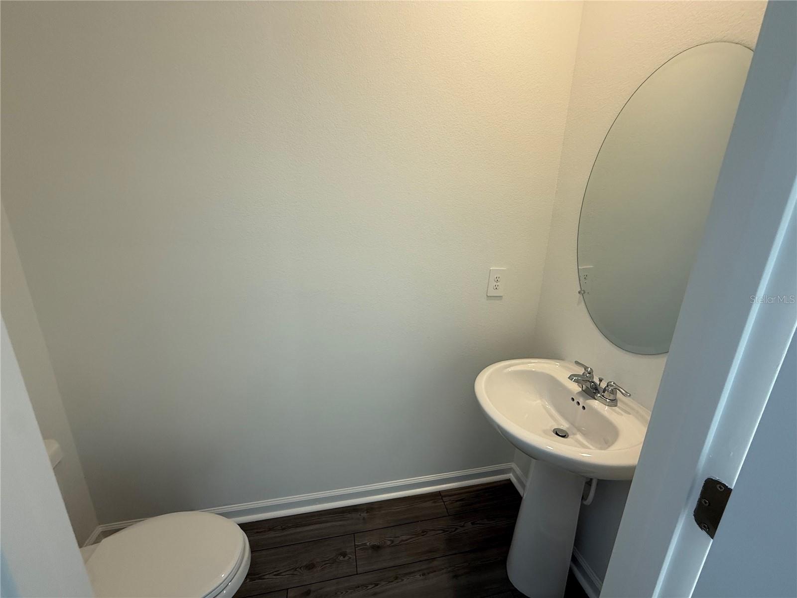 Image 5 of 18 For 8485 Sw 41 Circle