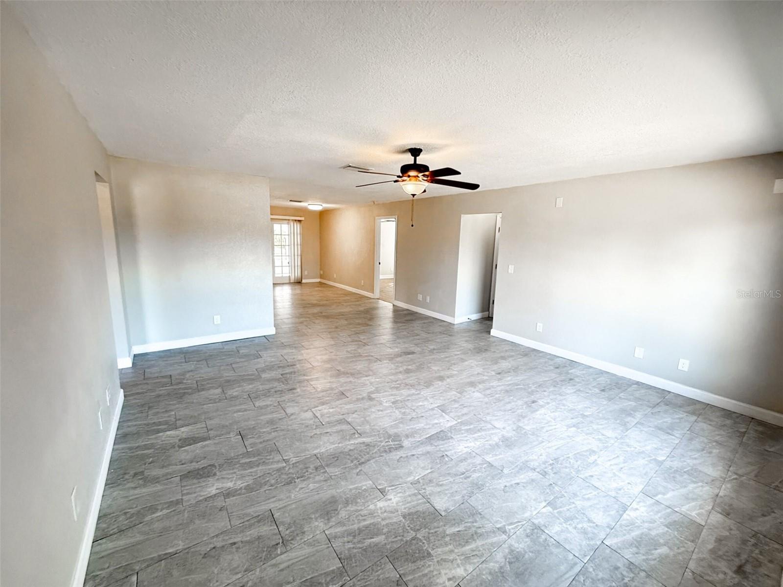 Image 11 of 50 For 13670 Highland Road