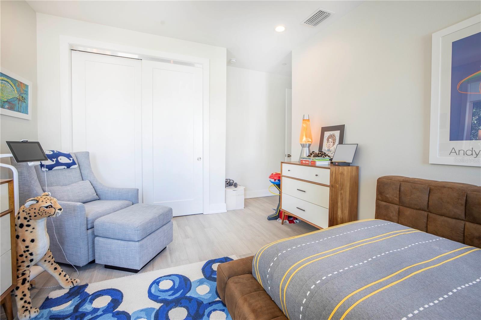 Image 13 of 51 For 536 4th Avenue S 3