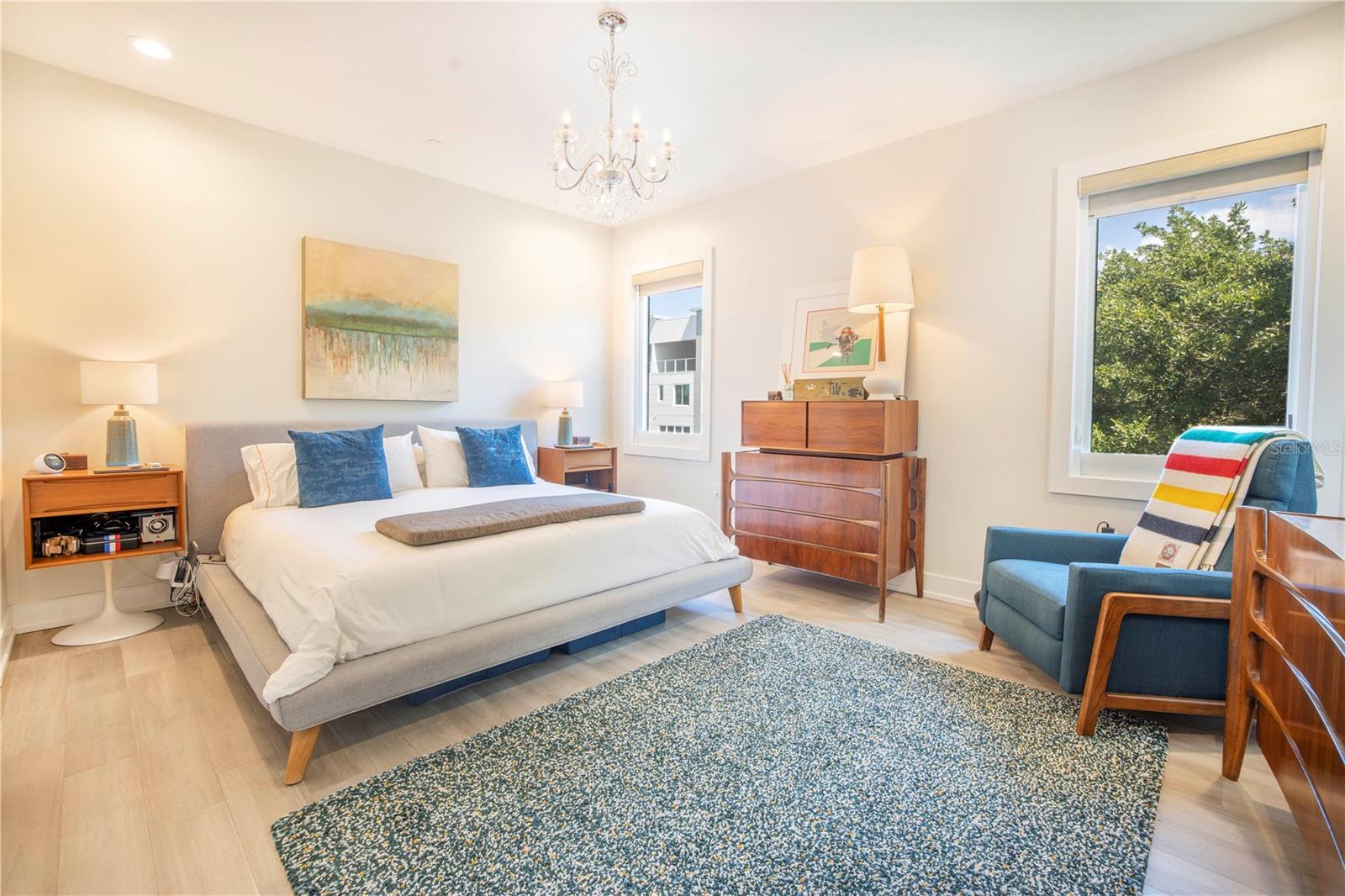 Image 19 of 51 For 536 4th Avenue S 3