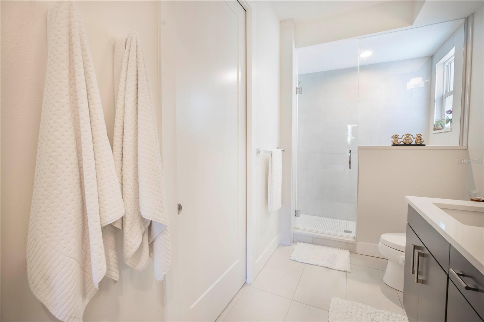 Image 24 of 51 For 536 4th Avenue S 3