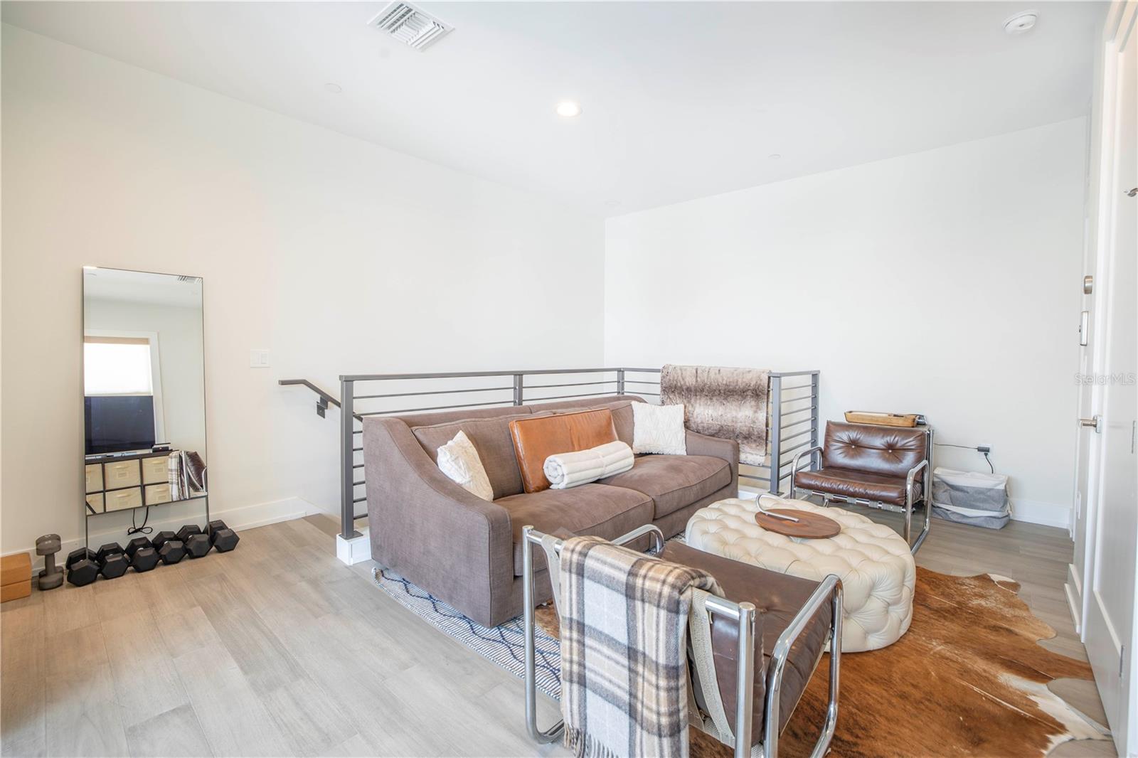 Image 28 of 51 For 536 4th Avenue S 3