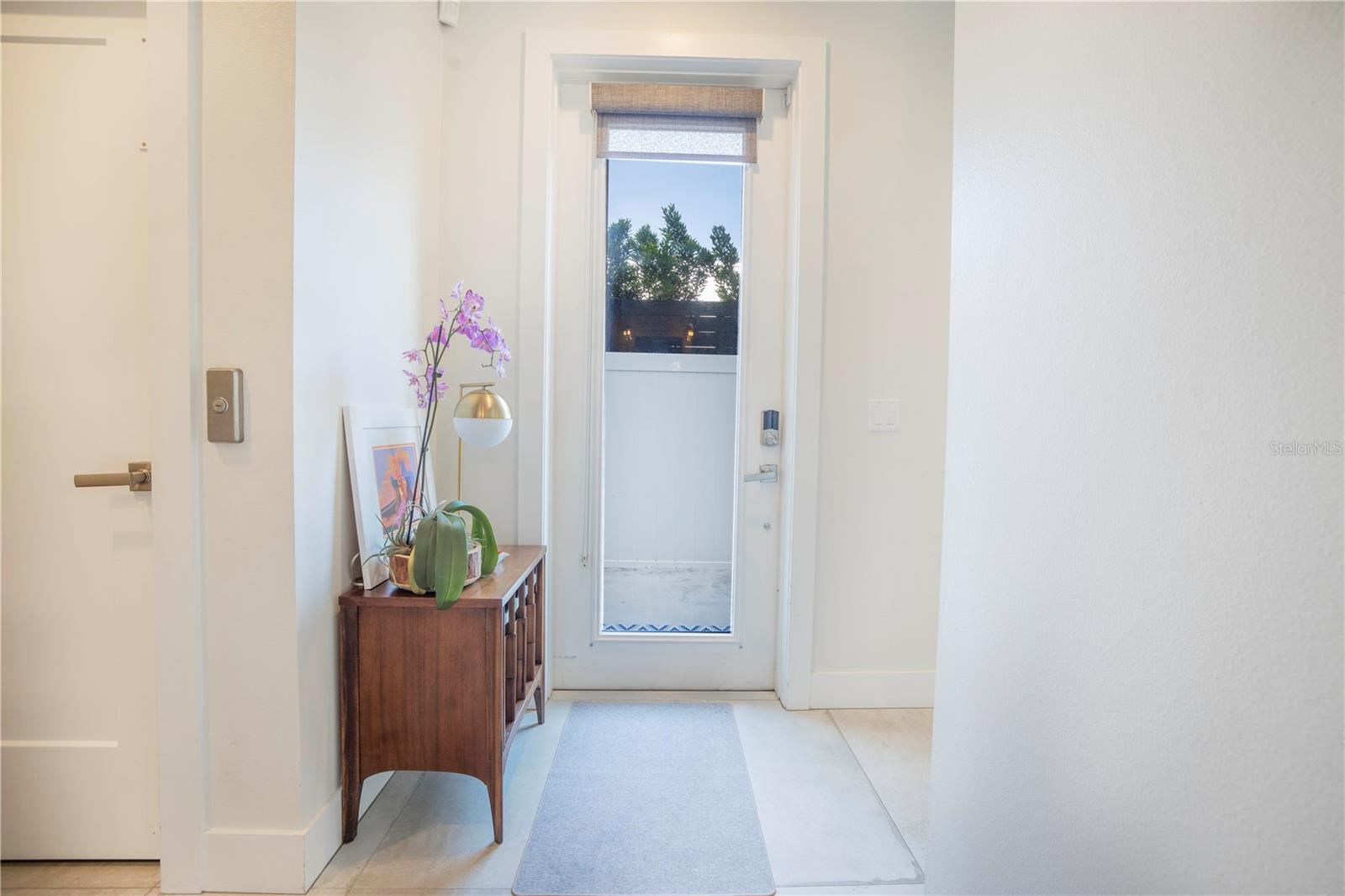 Image 8 of 51 For 536 4th Avenue S 3