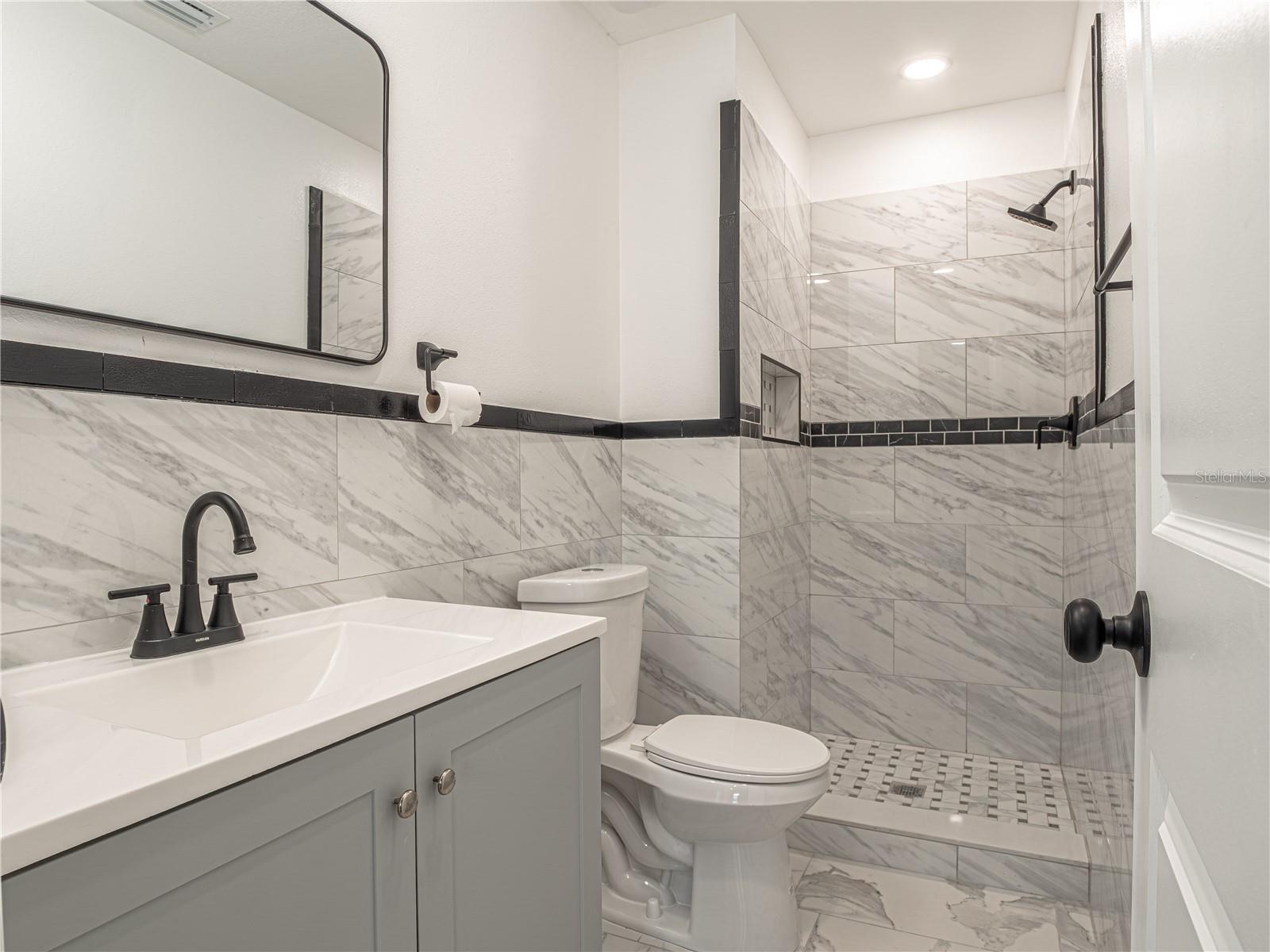 Image 11 of 32 For 4434 Cobia Drive