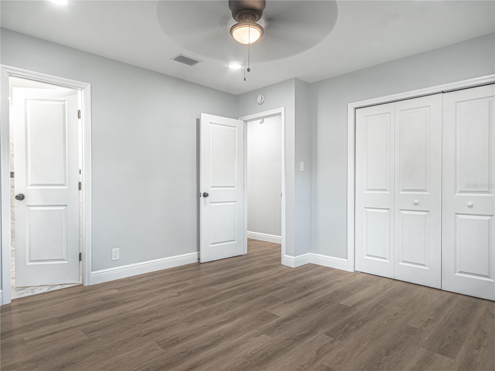 Image 16 of 32 For 4434 Cobia Drive