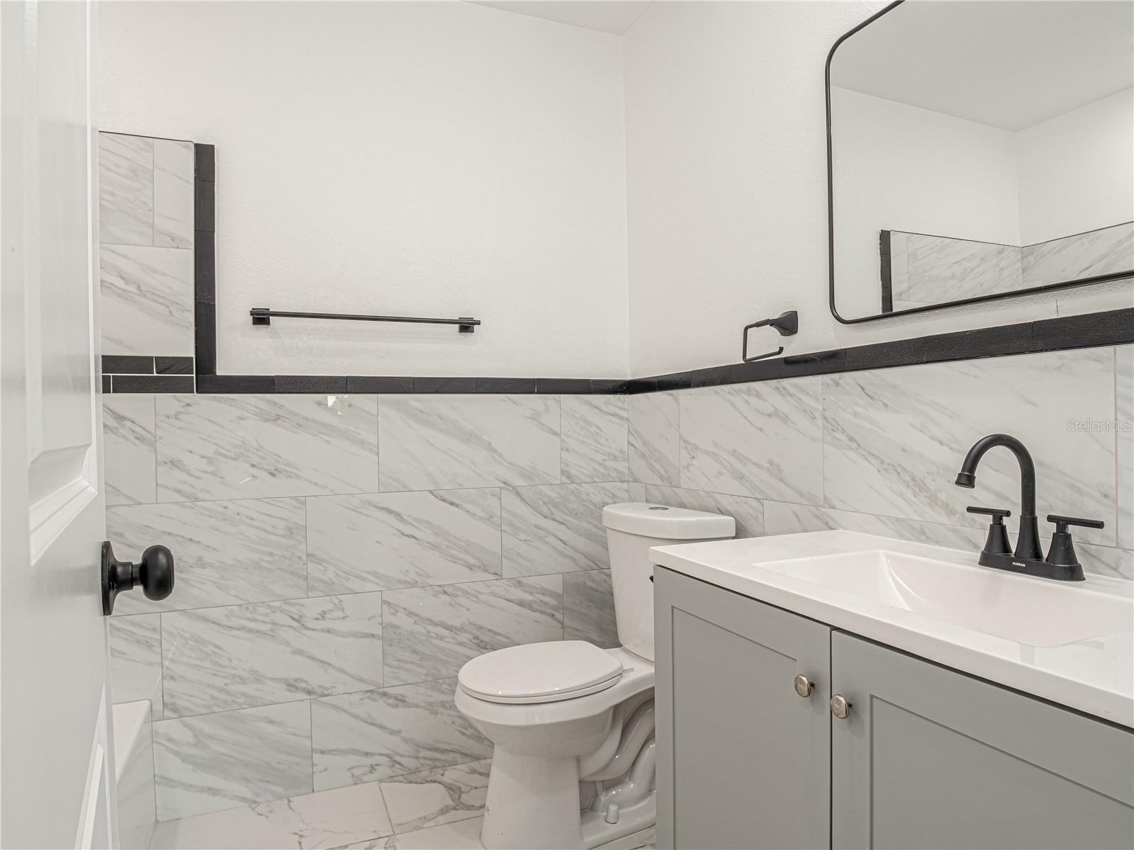 Image 17 of 32 For 4434 Cobia Drive