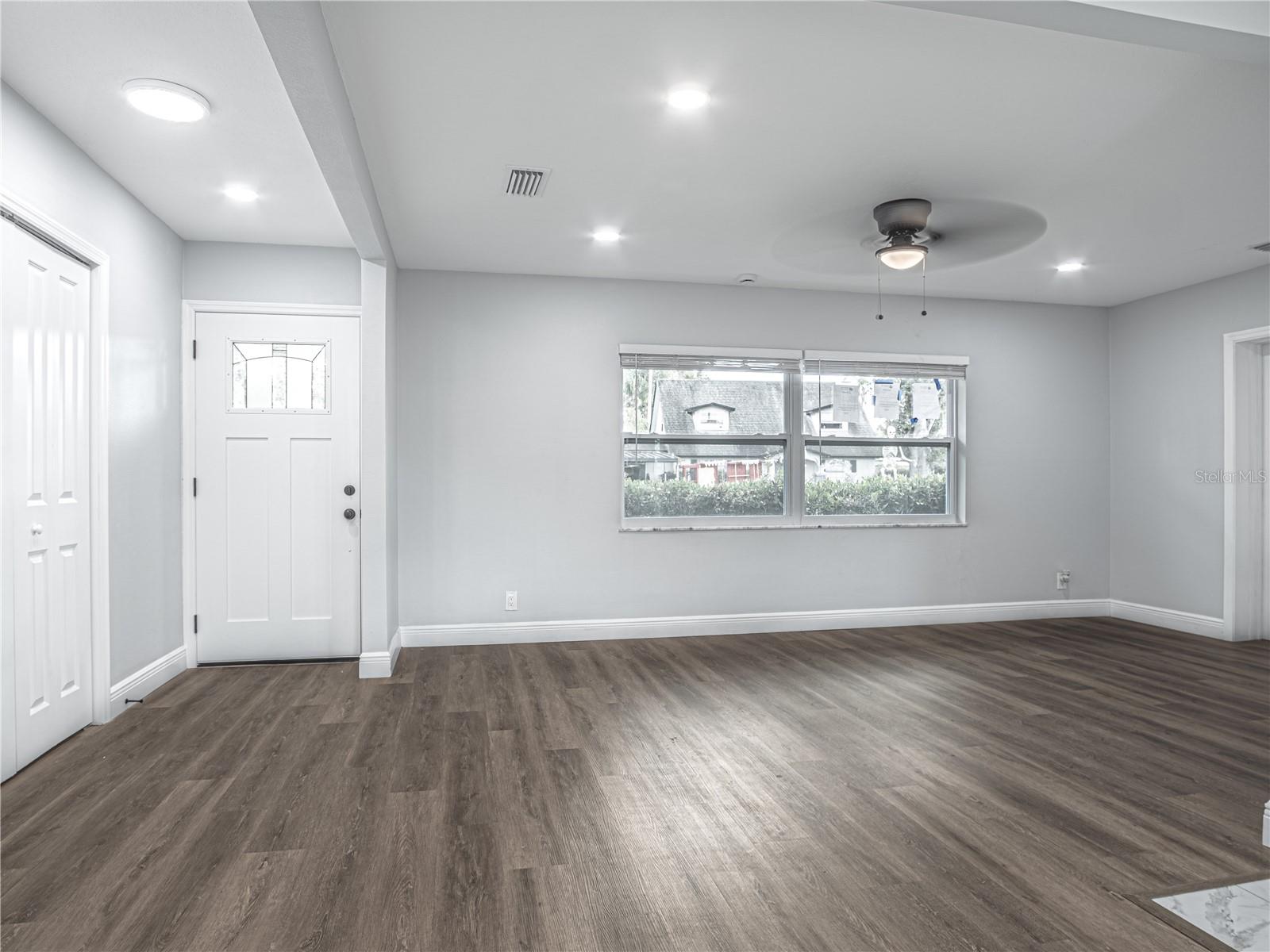 Image 2 of 32 For 4434 Cobia Drive