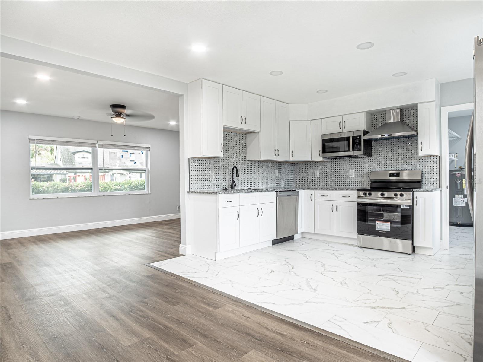 Image 6 of 32 For 4434 Cobia Drive