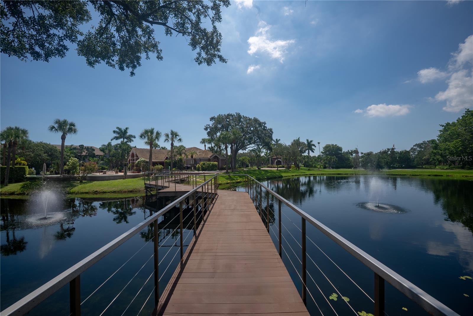 Image 18 of 21 For 10263 Gandy Boulevard N 2302