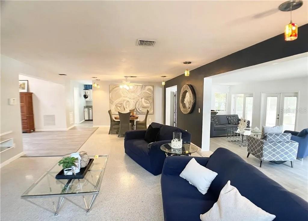 Image 10 of 20 For 1348 Woodmere Lane