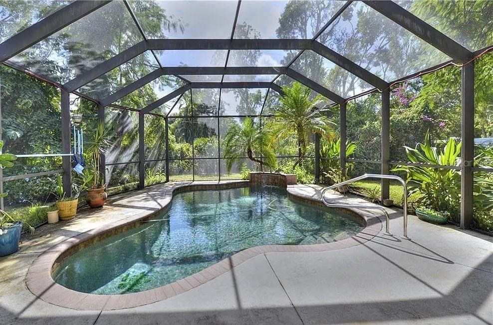 Image 2 of 20 For 1348 Woodmere Lane