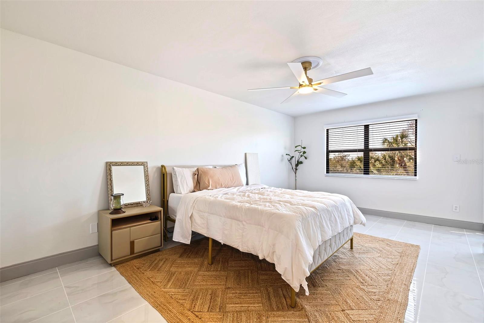 Image 28 of 72 For 5400 Park Street N 209