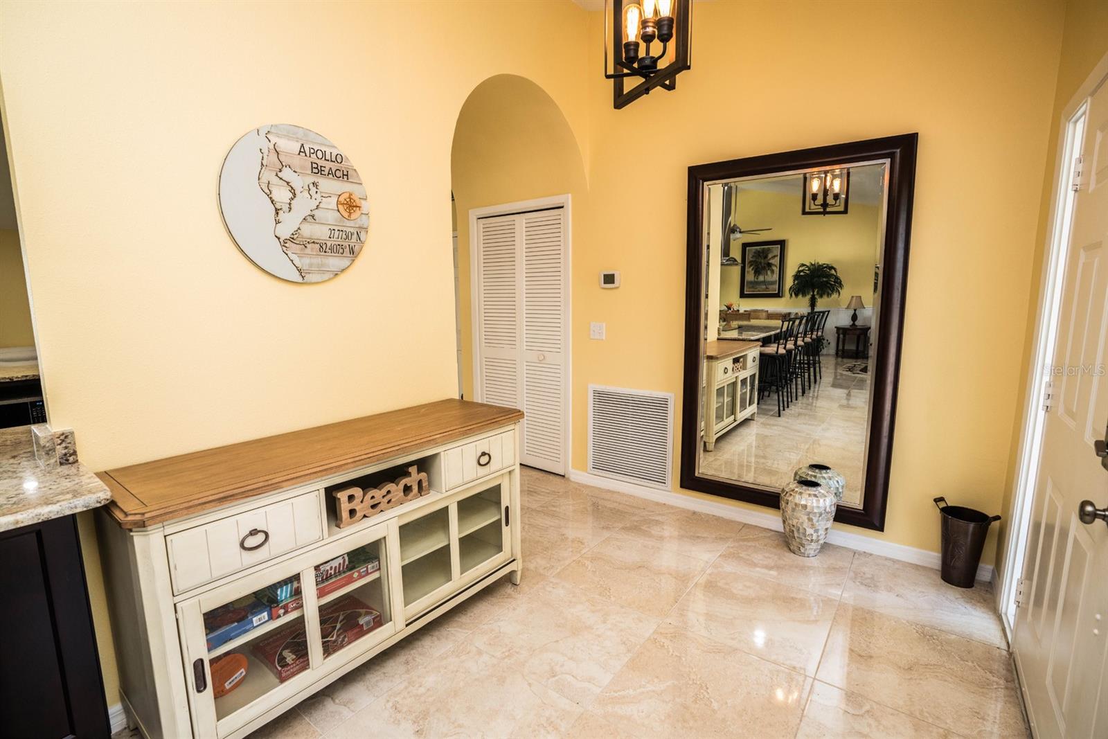 Image 12 of 45 For 917 Golf Island Drive