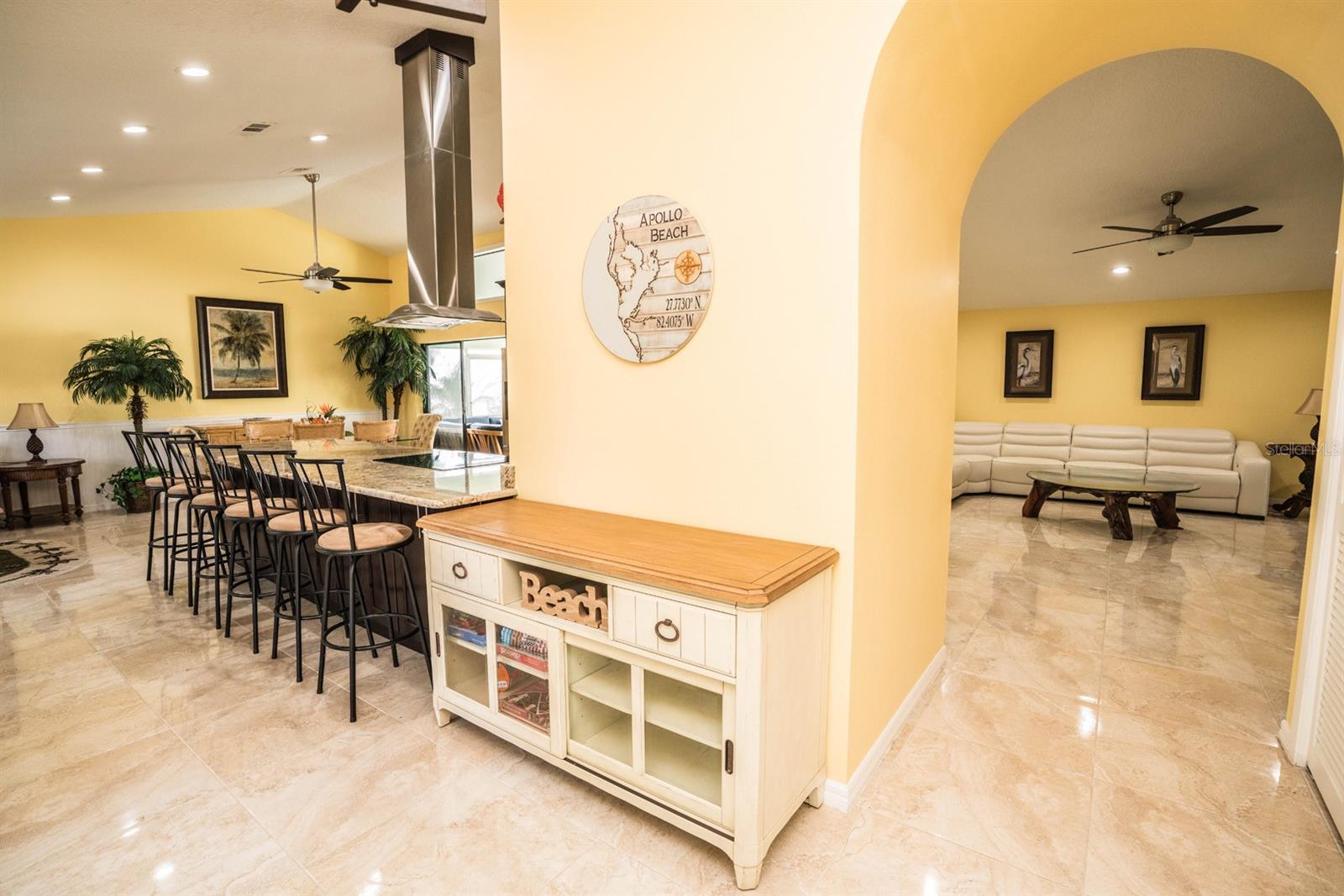 Image 13 of 45 For 917 Golf Island Drive