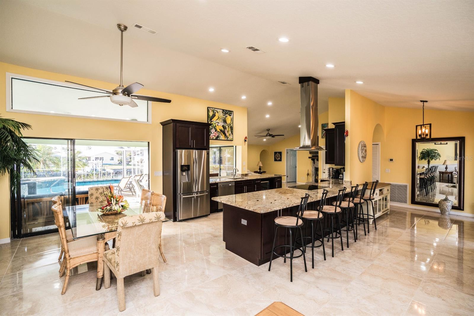 Image 16 of 45 For 917 Golf Island Drive